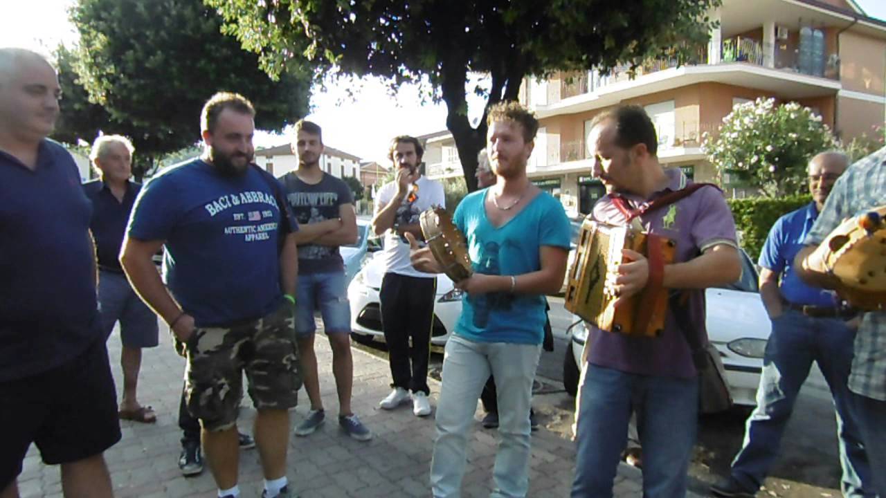 saltarello marchigiano al primo raduno folkloristico altidonese