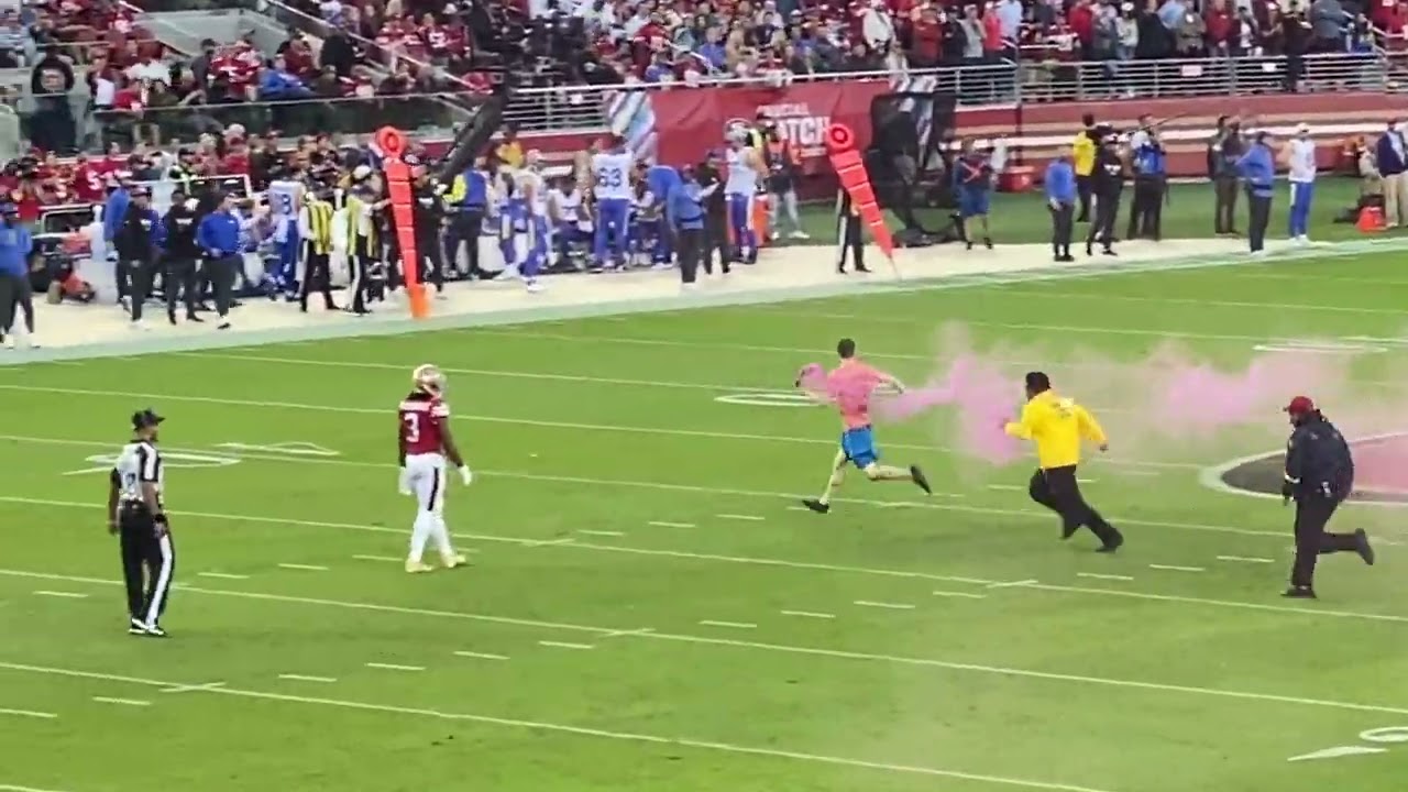 Bobby Wagner Destroys Fan who ran on Field at 49ers vs. Rams Monday Night Game