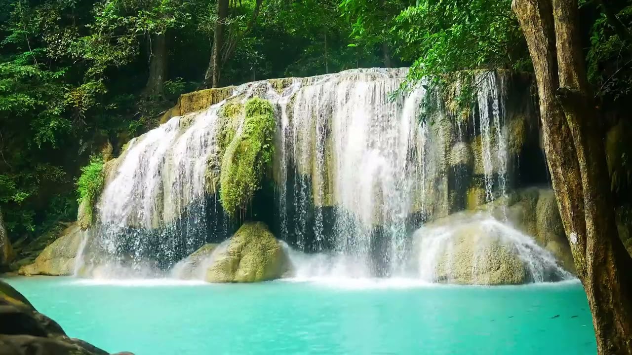 Wasserfall in 4K -  Wasserfall Ger&auml;usche zum Entspannen und Einschlafen - OHNE WERBUNG