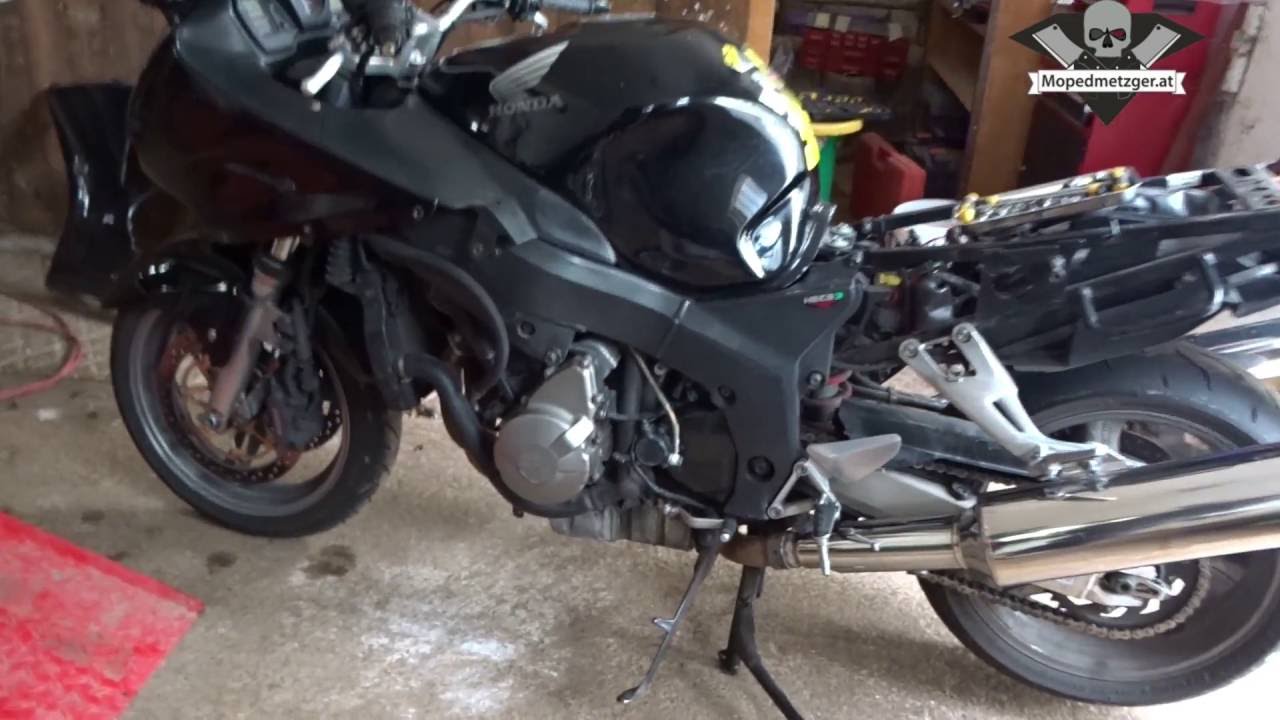 I Make my Honda Blackbird naked