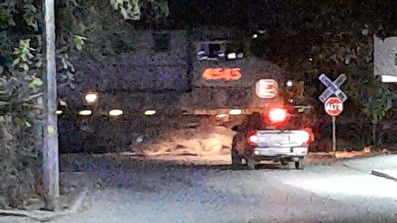 Tren Norte Con Velocidad de 30 km/h Llegando a Valles Liderado por la KCSM 4545 de Regreso