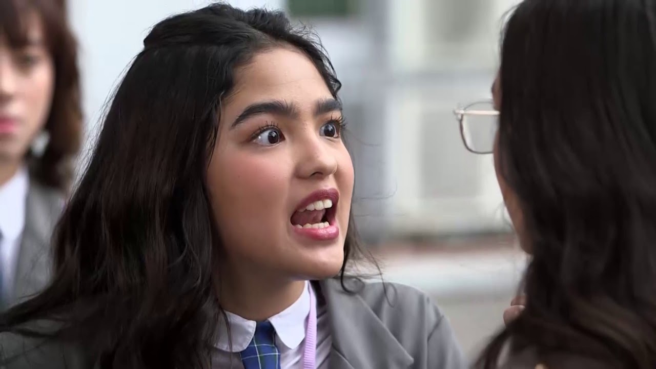 Cassie and Marga fight at school!! | The Heiress | Episode 32 English