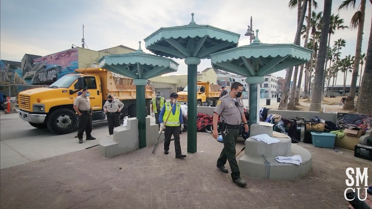 Park Rangers Clean Venice Beach Homeless Encampment