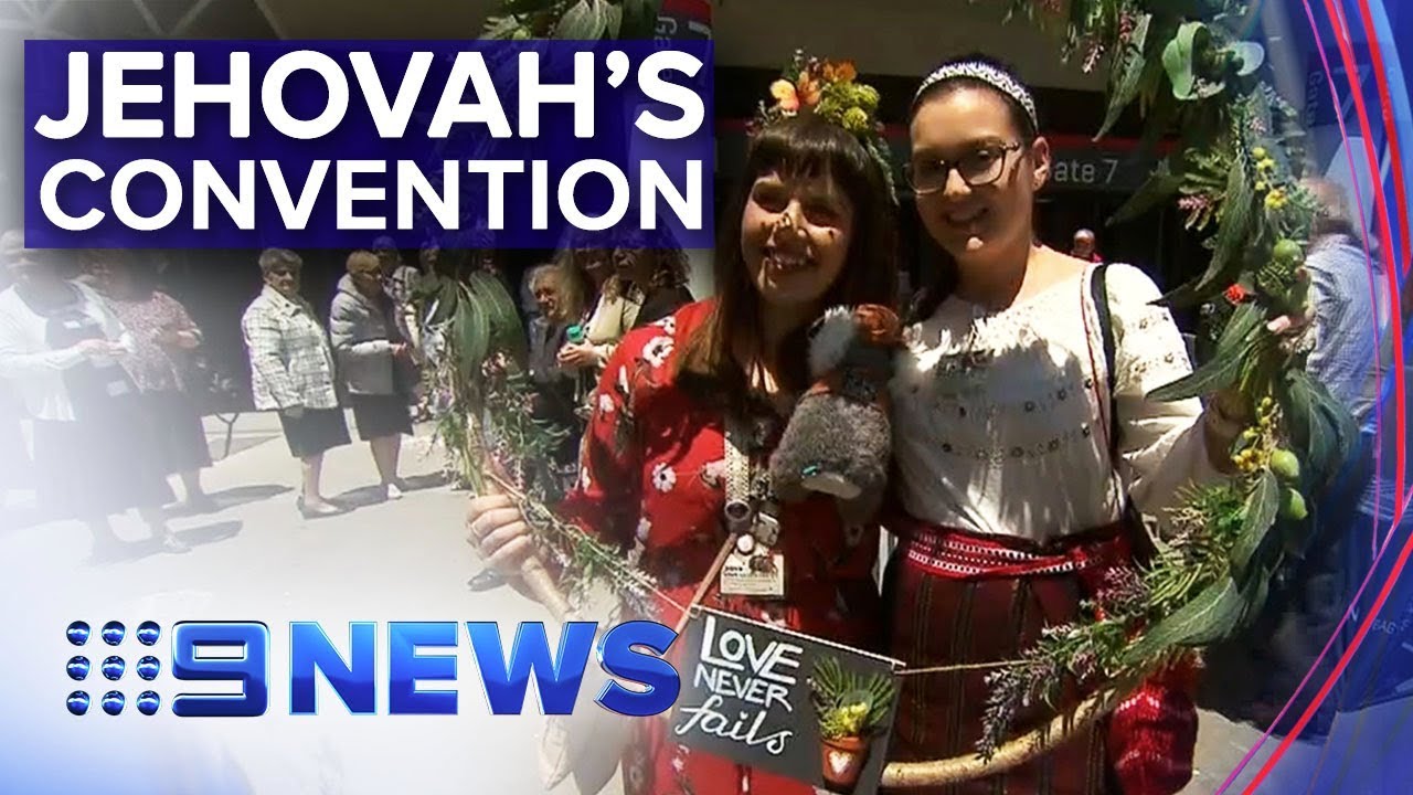Melbourne’s Marvel Stadium kicks off Jehovah’s Witness convention | Nine News Australia