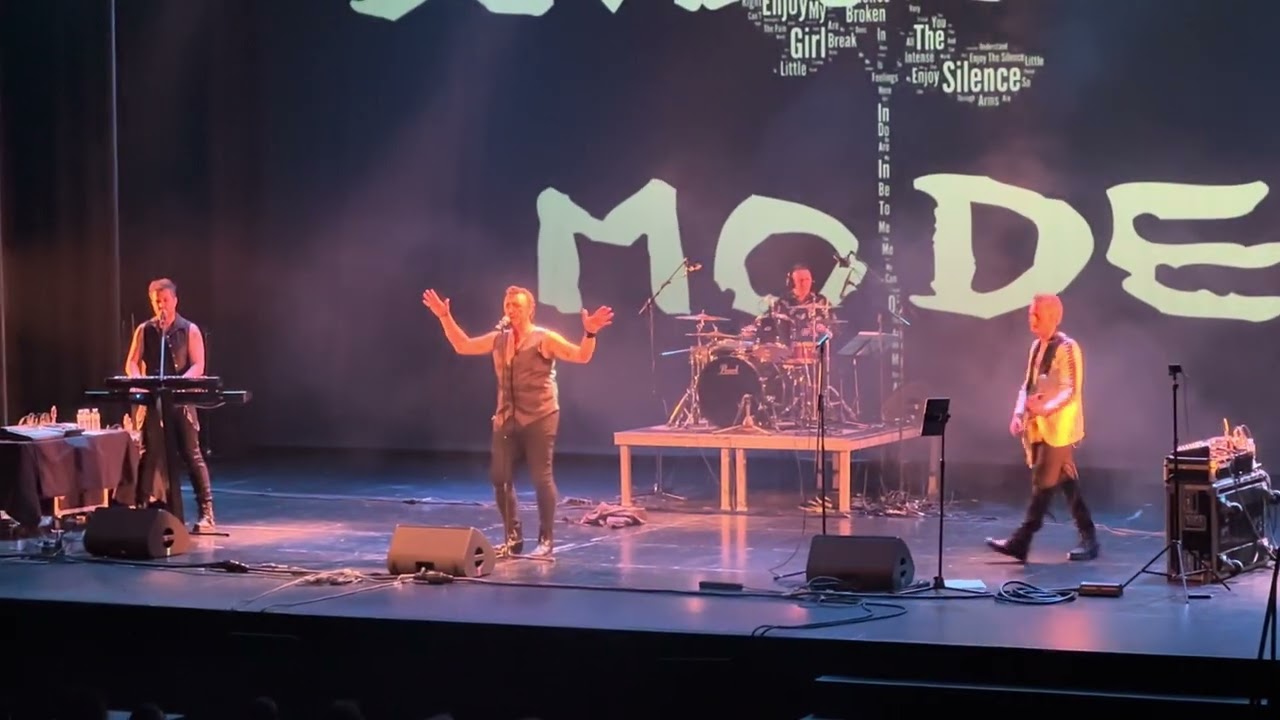 Devotional Mode - Walking in my shoes - Atrium Viladecans - ( Barcelona ) - 28/02/2026