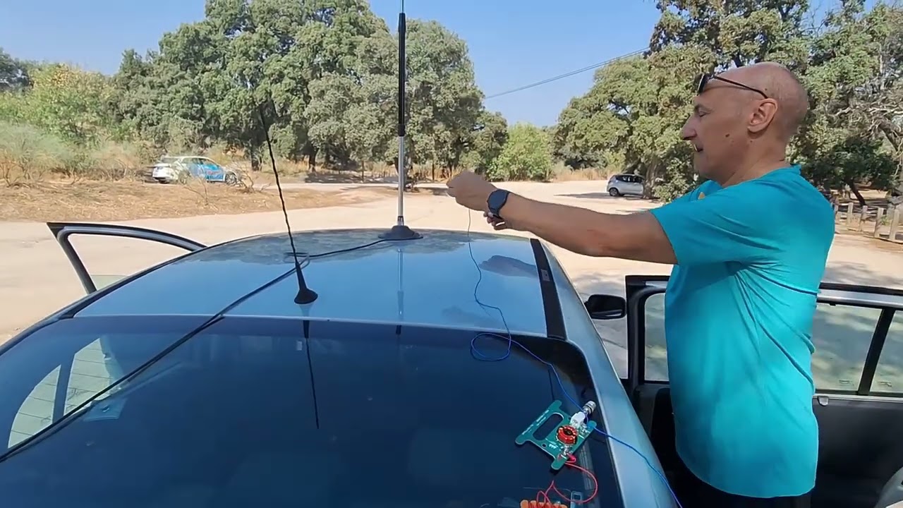 #A127 Prueba de dos antenas para uso portable o móvil: Antena Komunica y Antena MFJ 1640T