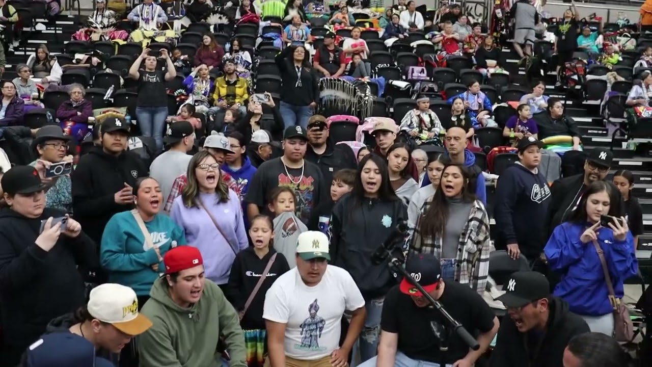 Red Leaf Sunday Finals Contest song at 4Bears Powwow 2024