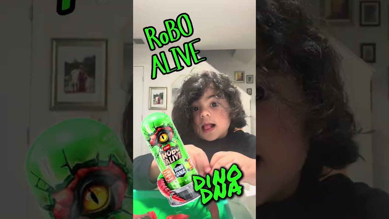 Santi plays with ROBO ALIVE DINO DNA!