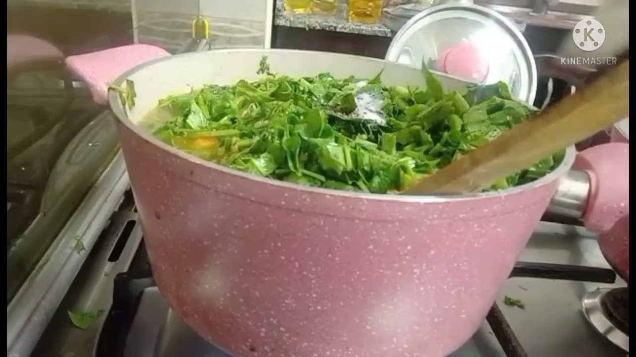 طريقة عمل السبانخ بالحمص والفريك والجزر تحفه 🥰👍