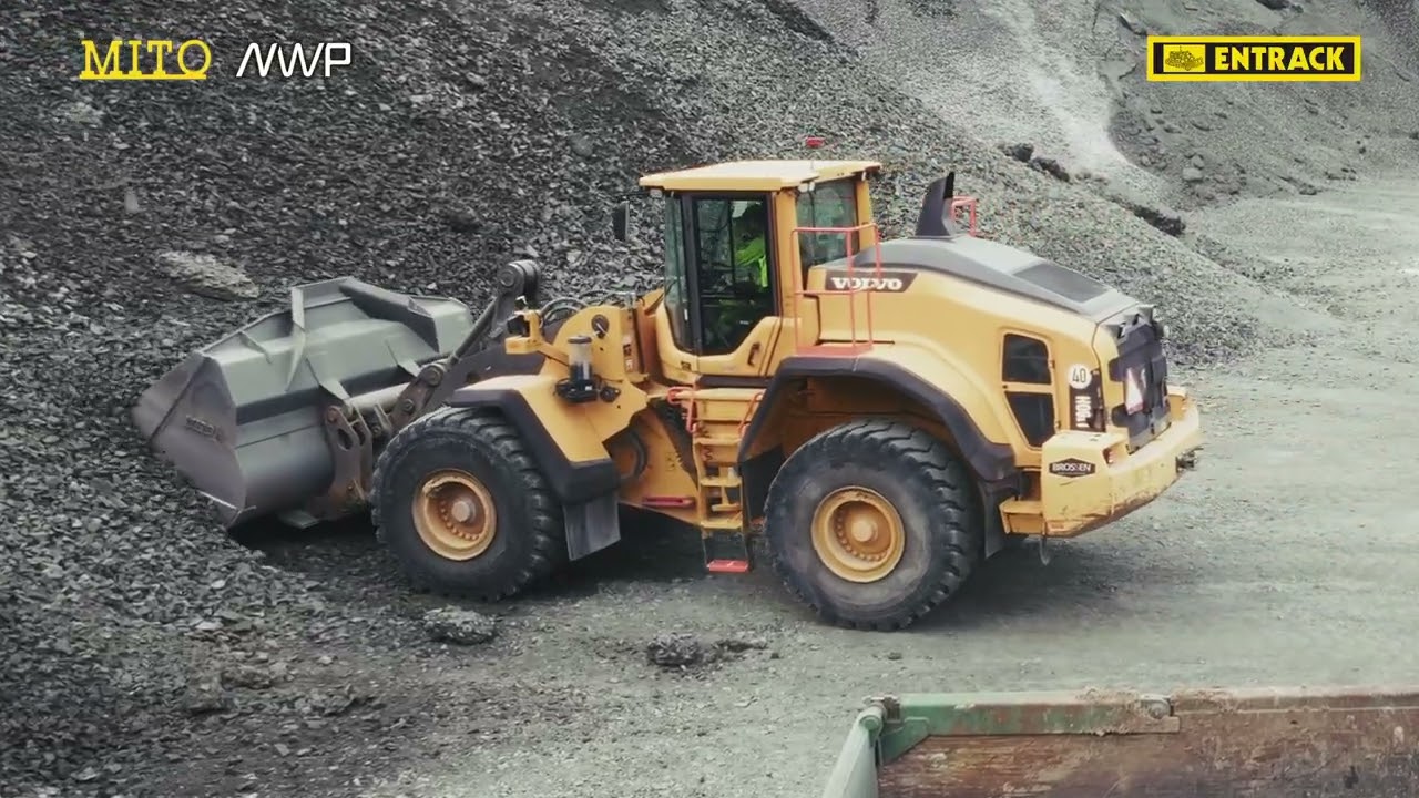 Brossen Berg & Anläggning använder MITO grusskopor och NWP tandsystem från Entrack
