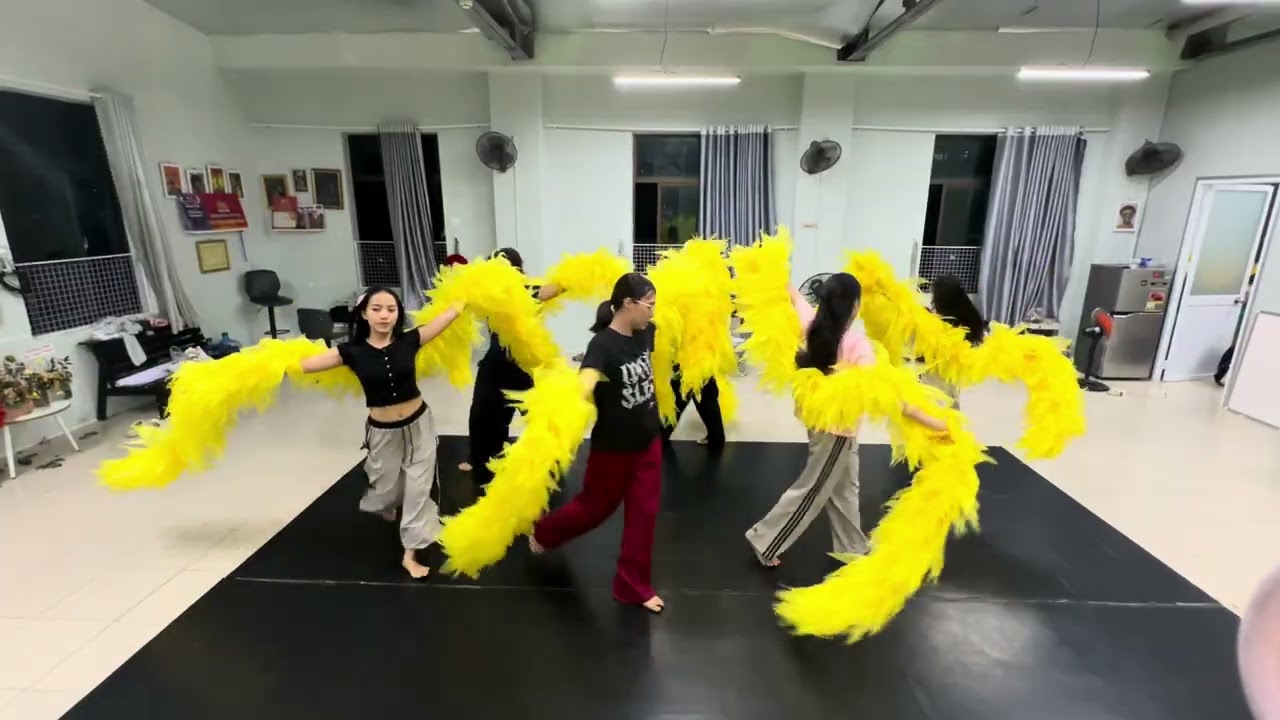 Latinh (5) - Sway + Skill Nobody - XCHANGECREW