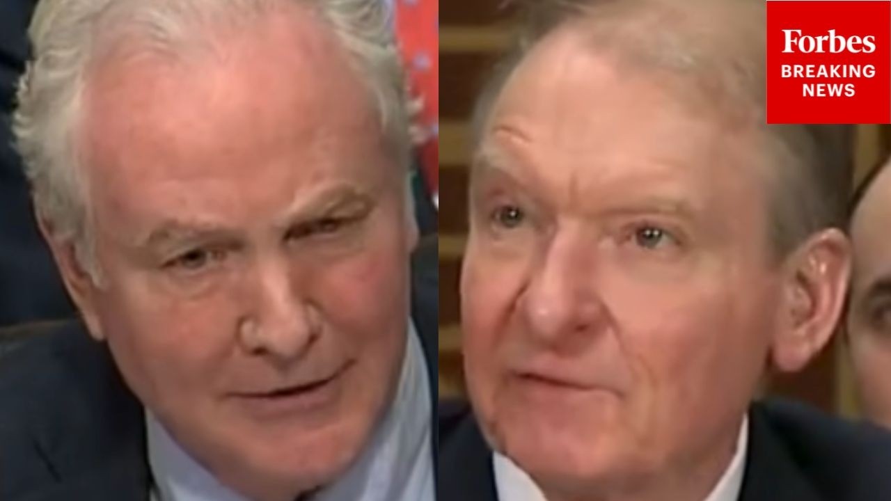 'Could You Call Over To The White House?': Van Hollen Grills SEC Chair Over Trump's SEC Appointees