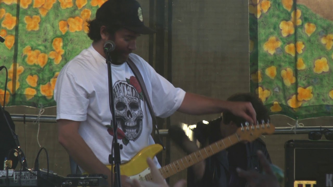 Miguel from Sublime Plays Guitar with The Ziggens