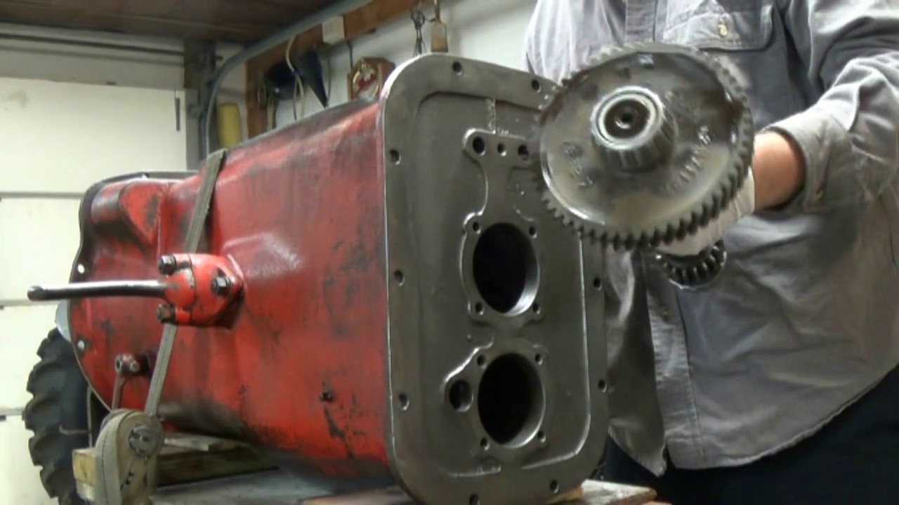 Ford 9N 2N Transmission Rebuild Drivetrain & Hydraulic  Restoration  PART 2