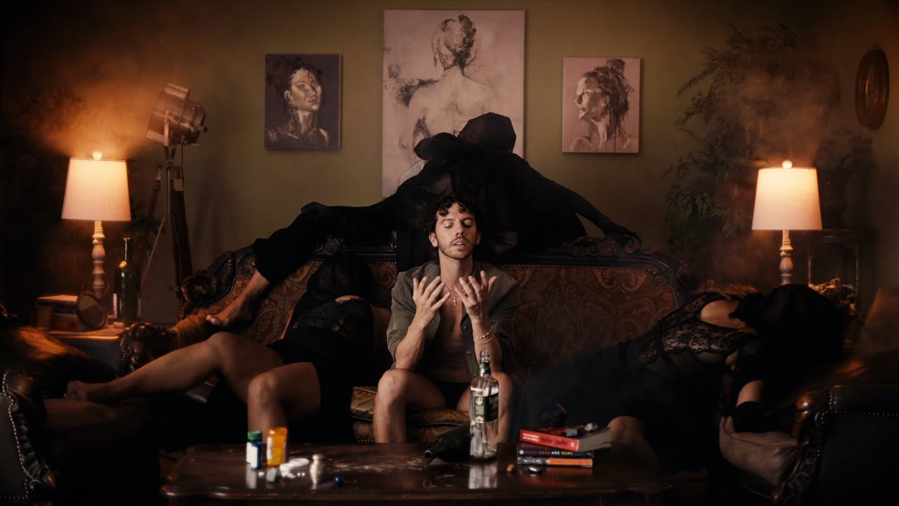 LEONE - Monochrome Colors (Official Music Video)