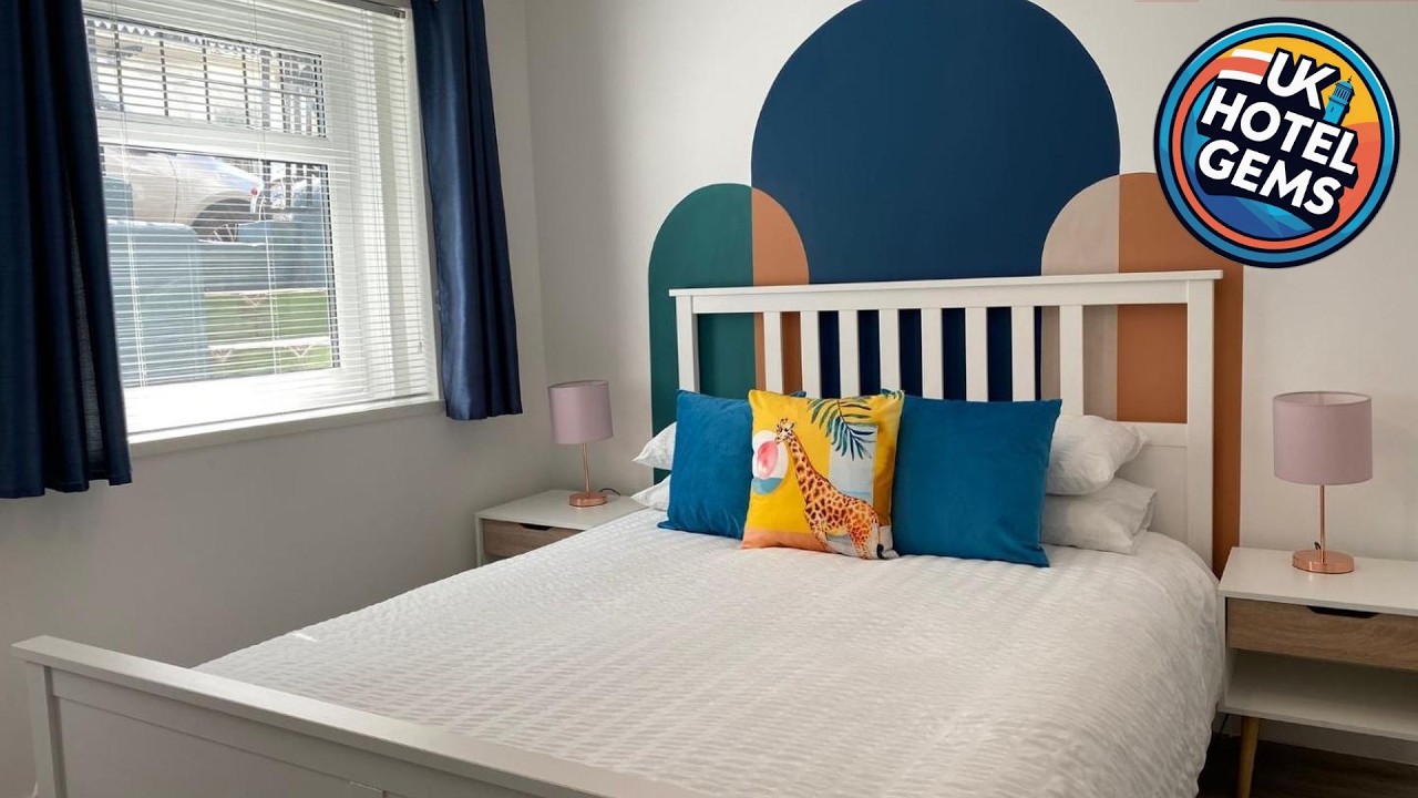 Kemptown Courtyard Apartment | Brighton and Hove, United Kingdom | Hotel Review ⭐