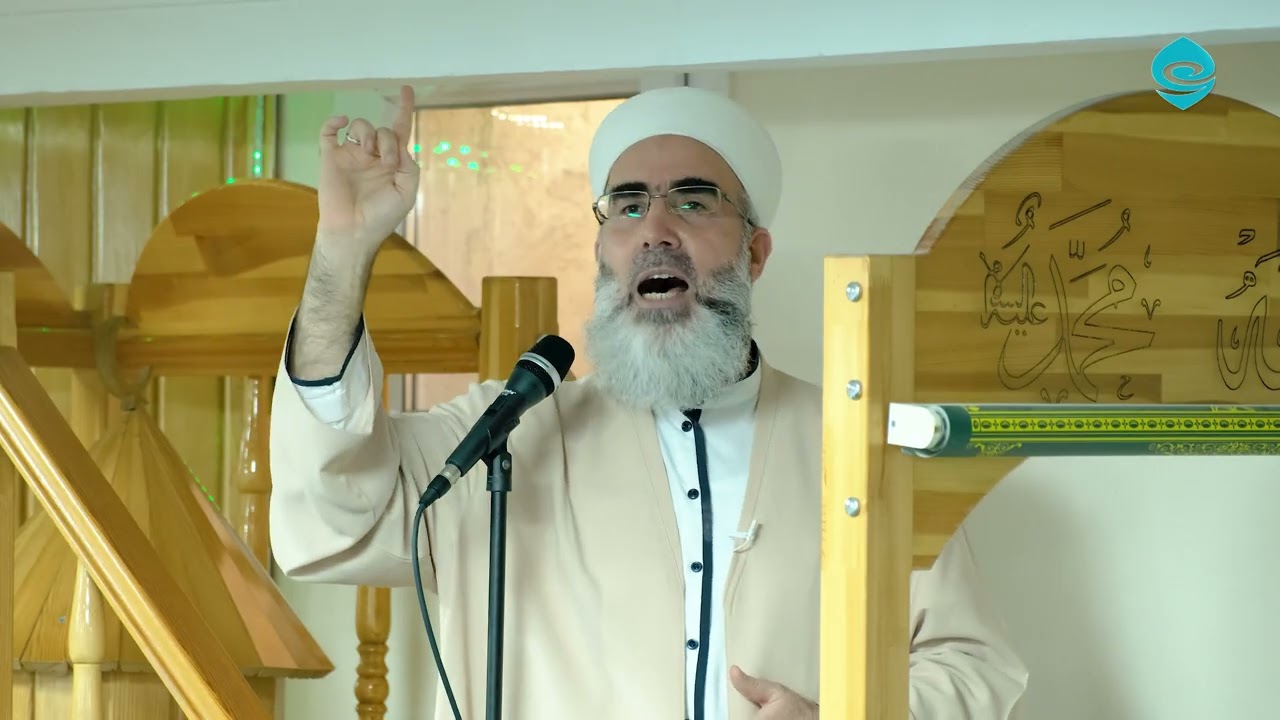 İslam'a Ömrünü Vakfedenlere Karşı Muamelenize Dikkat Edin! | Hutbeler
