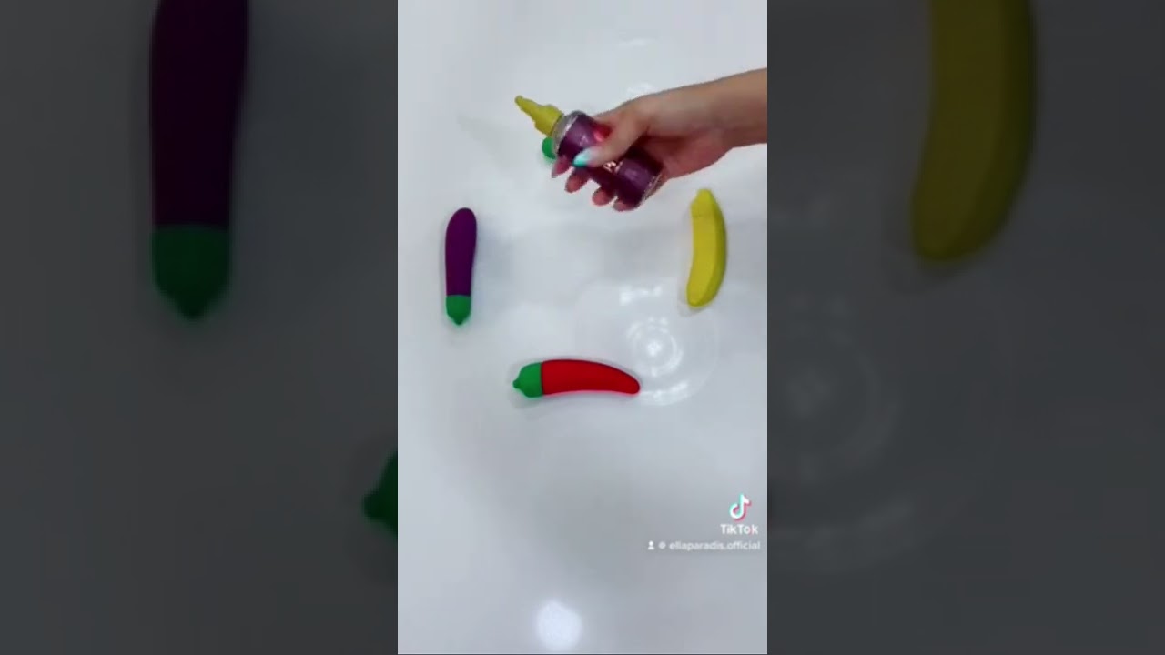 Which Emojibator are you? 🌶