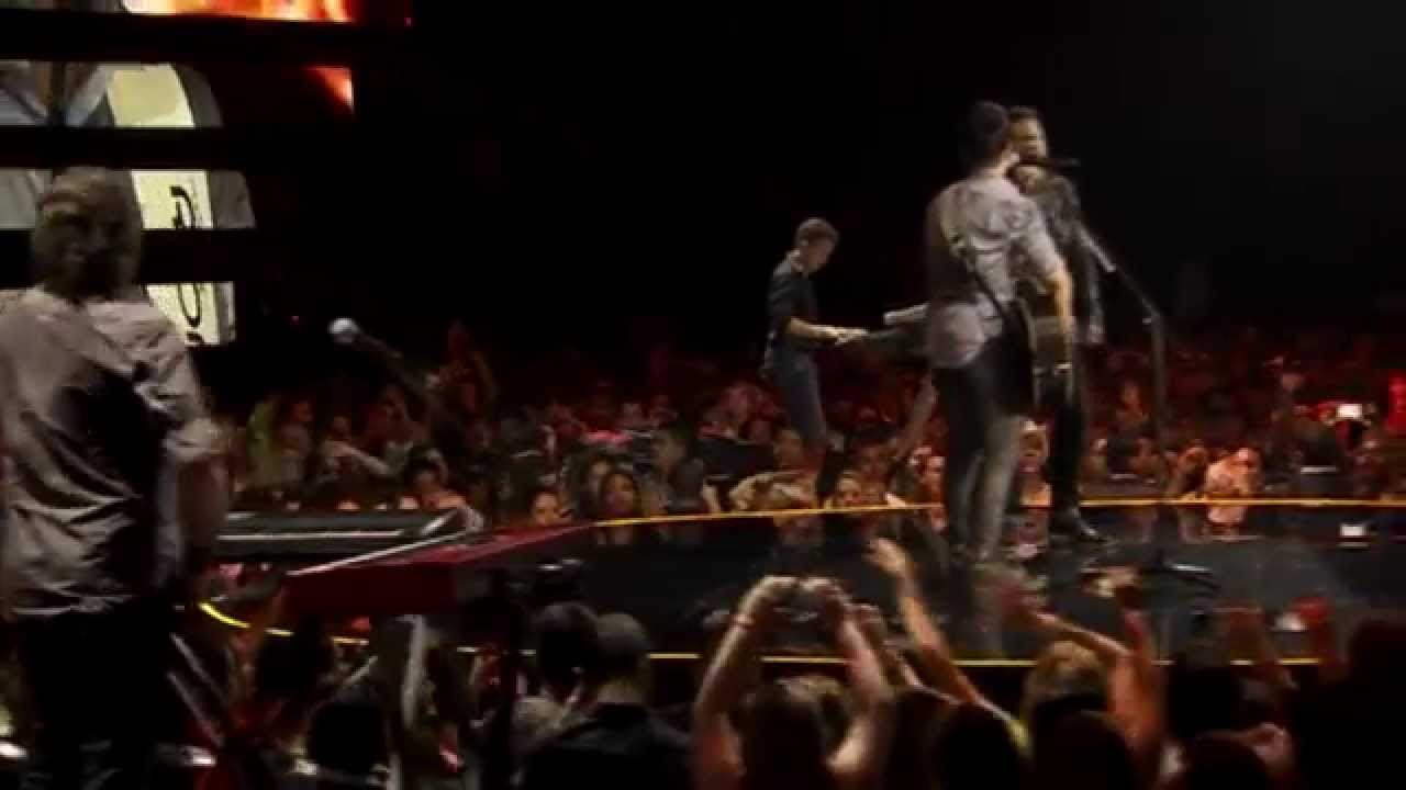Crime Perfeito - João Neto e Frederico - DVD ao vivo em vitória