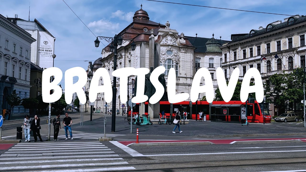 WALKING OLD TOWN BRATISLAVA 🇸🇰 // Spring 2024 // 4K
