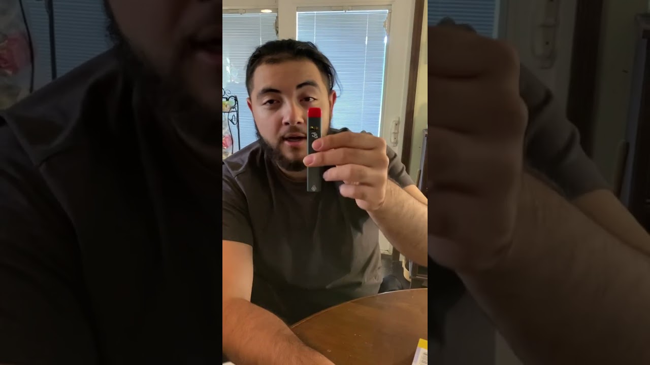 Trying Jeff sessions live resin lemonchello disposable #reviews #shorts #unboxing  #youtubeshorts