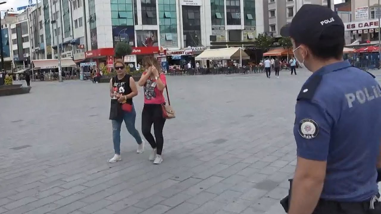 Esenyurt'ta maske denetimi, 23 kişiye ceza yazıldı