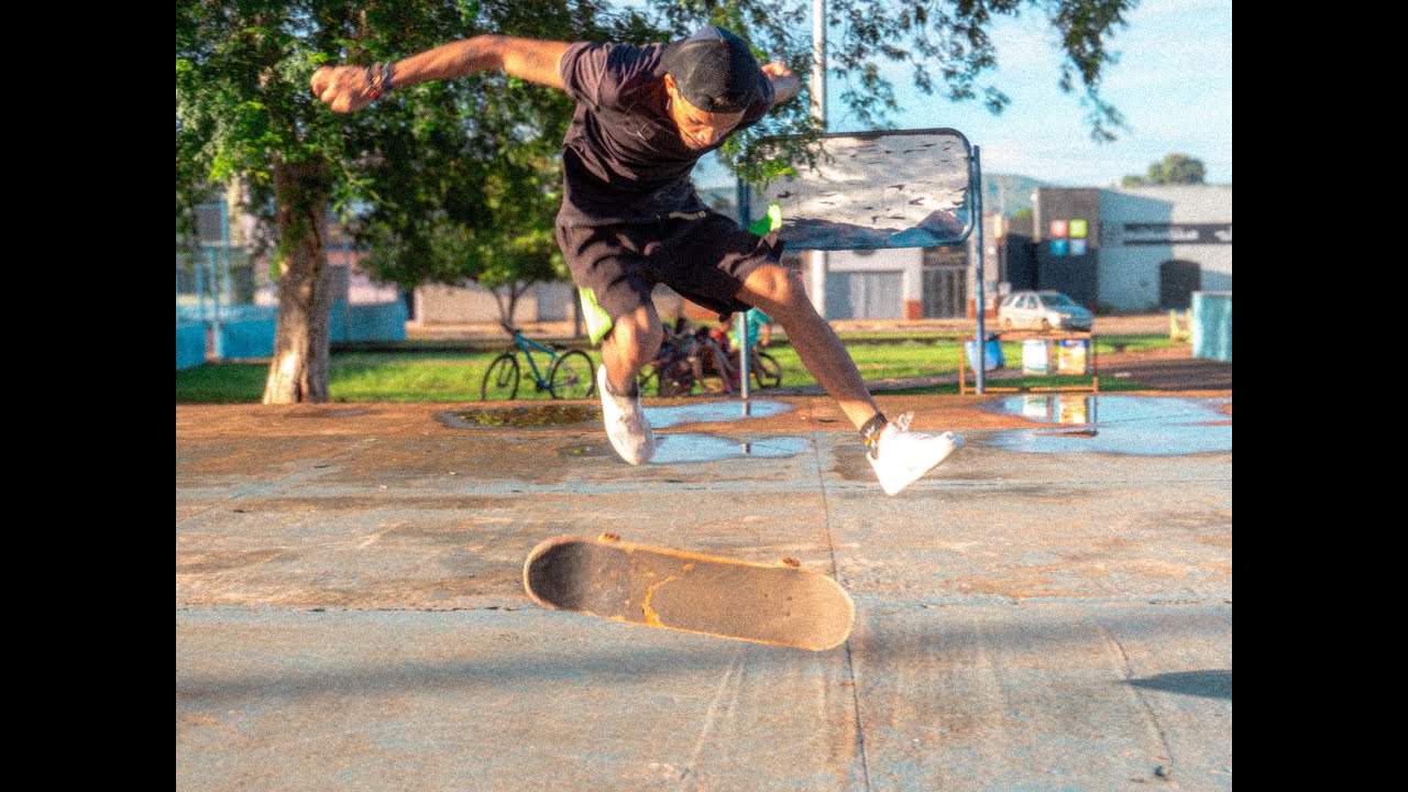SNVP Buritis - A short Skate Film (a7x - cosmic)
