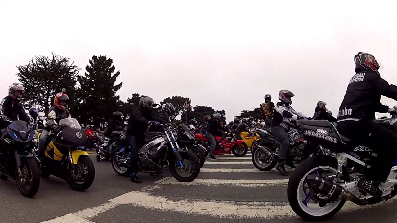 Original Crazy Motorcycle Stunts and Police Chases