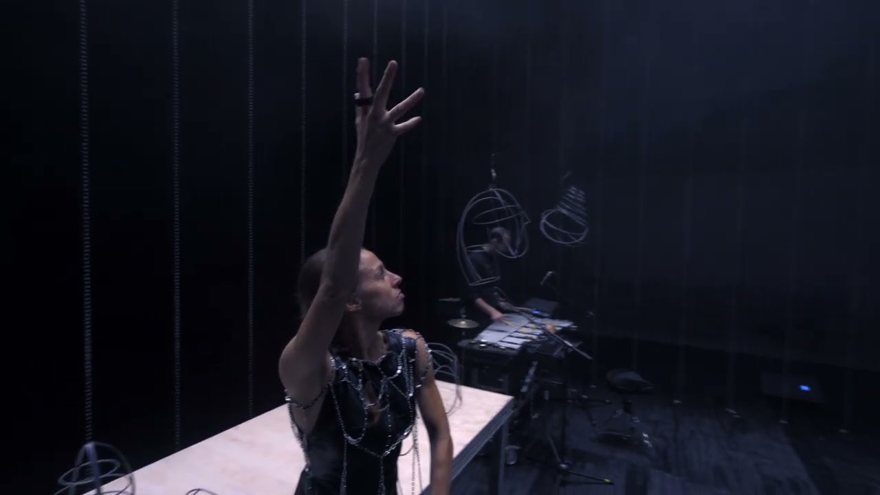 LA REINA DEL METAL teaser- Vanesa Aibar & Enric Monfort