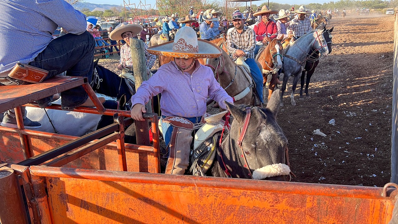 GRAN COLEADERO LIENZO CHARRO 
