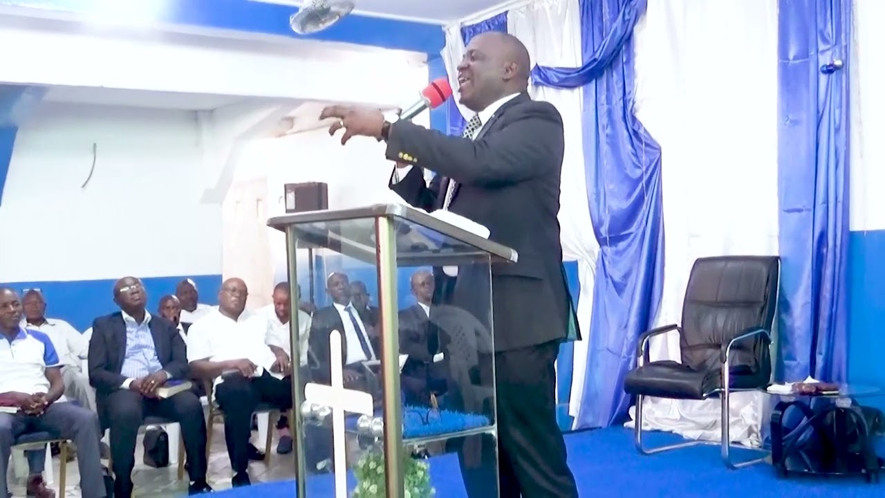 LE PROPHÈTE DEMBA ESAIE EST LE PERE DES EGLISES DE RÉVEIL AU CONGO BRAZZAVILLE