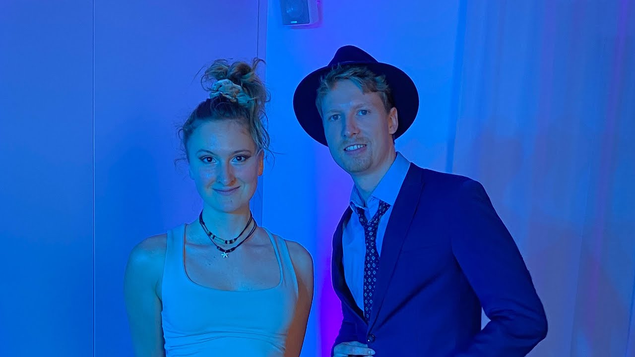 Akustik Wohnzimmer-Konzert mit Aquapax und Maren (ab 10:54)