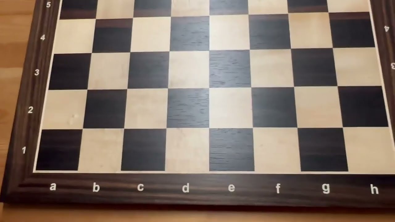 A&A Tablero de ajedrez profesional de madera de 21 25 pulgadas, Bien fabricado y de muy buena calida