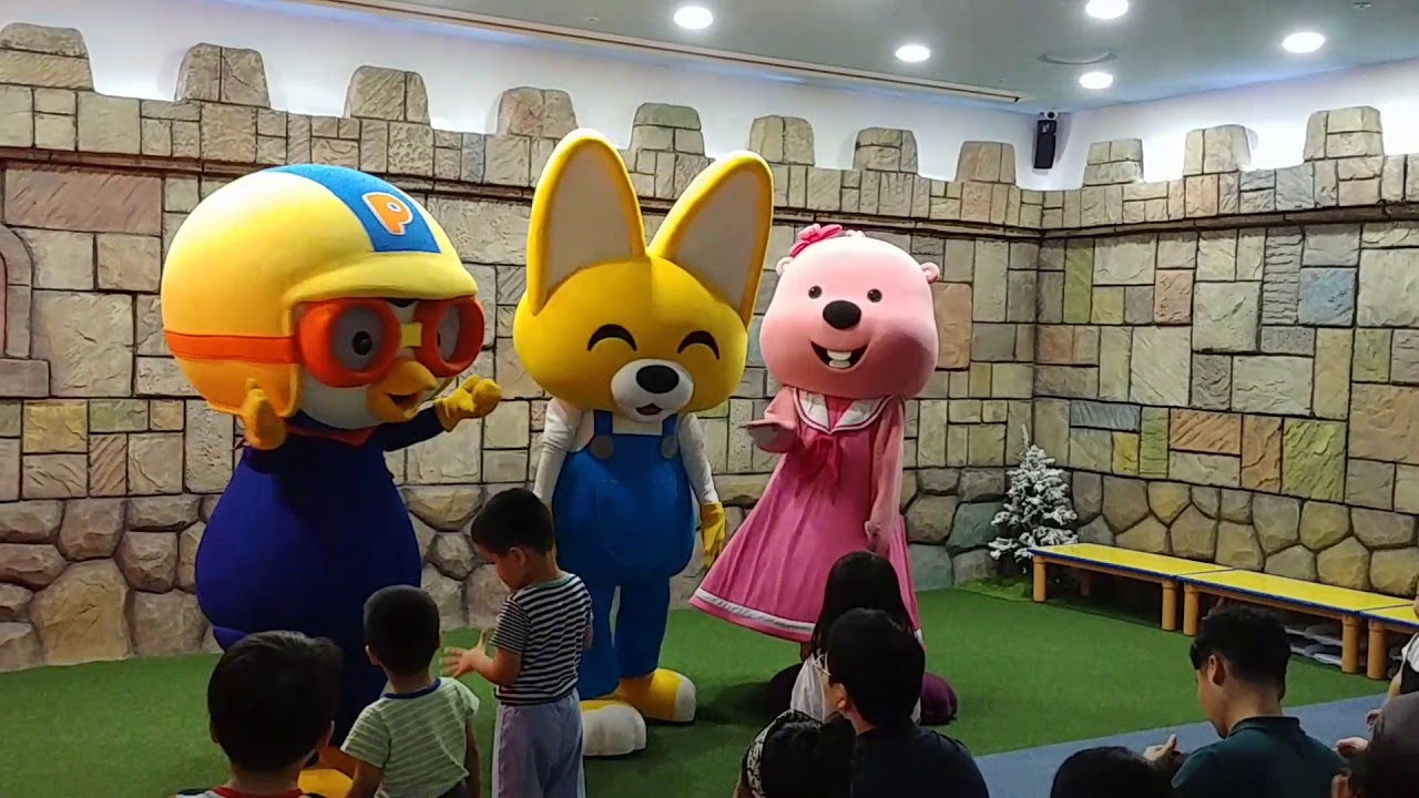 뽀로로 미디어파크에서 뽀로로 쑈!!! Pororo Media Park Live Show ¡Show de Pororo en Vivo! (San and Noah TV)
