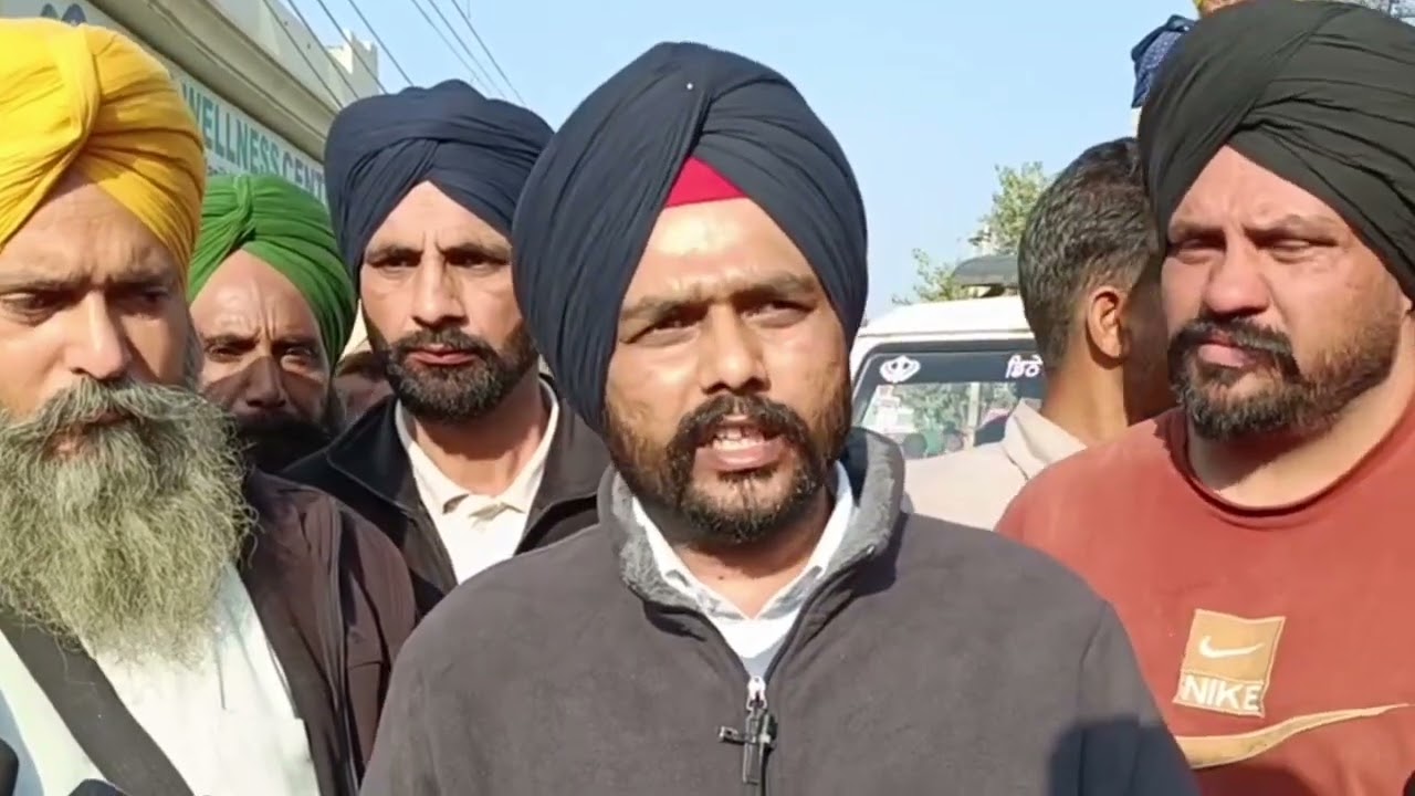 Thikriwala ਬੇਅਦਬੀ ਮਾਮਲੇ ਸਬੰਧੀ ਜਾਣਕਾਰੀ ਦਿੰਦੇ ਹੋਏ ਸਰਪੰਚ ਕਿਰਨਜੀਤ ਸਿੰਘ 