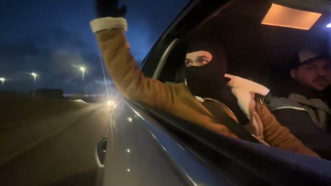 Lil Gauner-Hustle Official Music Video (prod.Loyal)