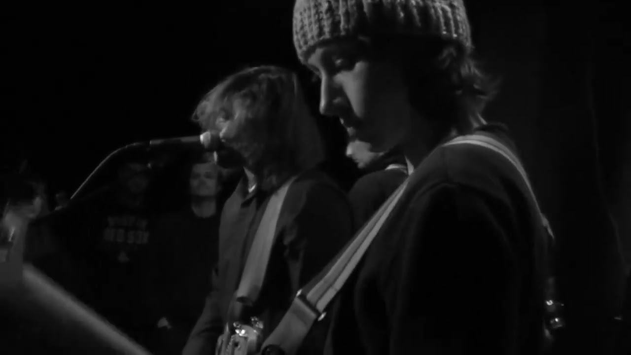 Her New Knife - Mouth (Live)