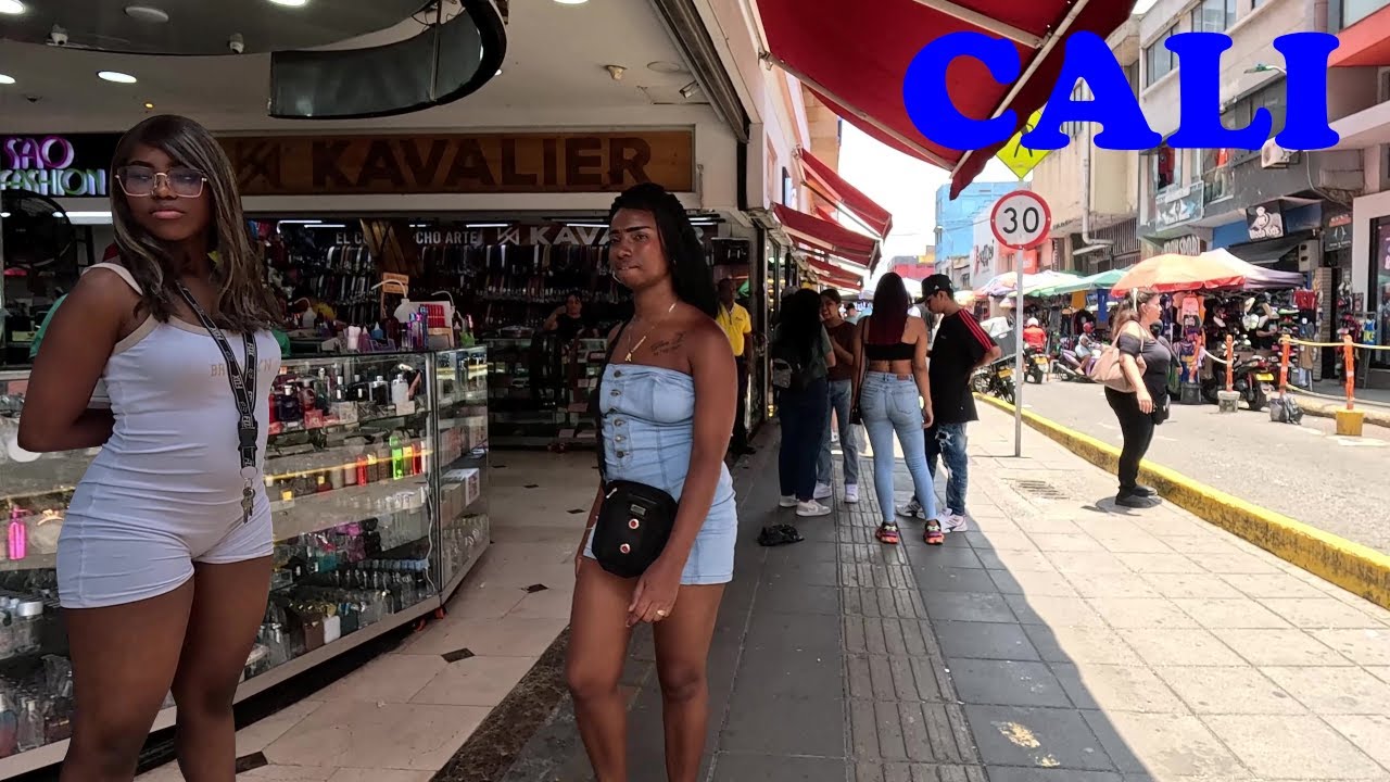 🇨🇴 Central Cali Colombia, Real Streets !
