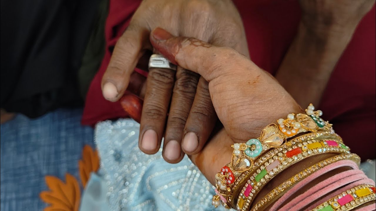 ಗಿಡವಾಗಿ ಬಗ್ಗದು ಮರವಾಗಿ ಬಗ್ಗಿತೆ