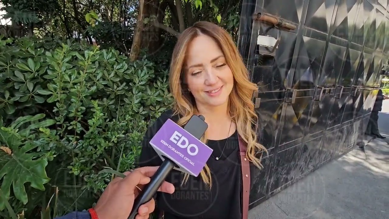 ANDREA LEGARRETA Una mujer que se merece cosas bonitas, enamorada una de ellas de LUIS CARLOS ORIGEL