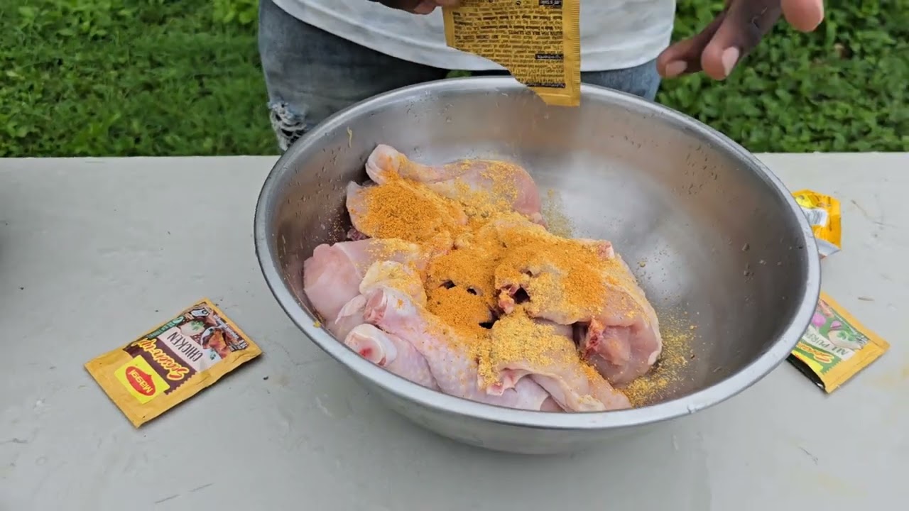 My first video for the new year home style chicken and carrot pumpkin rice 