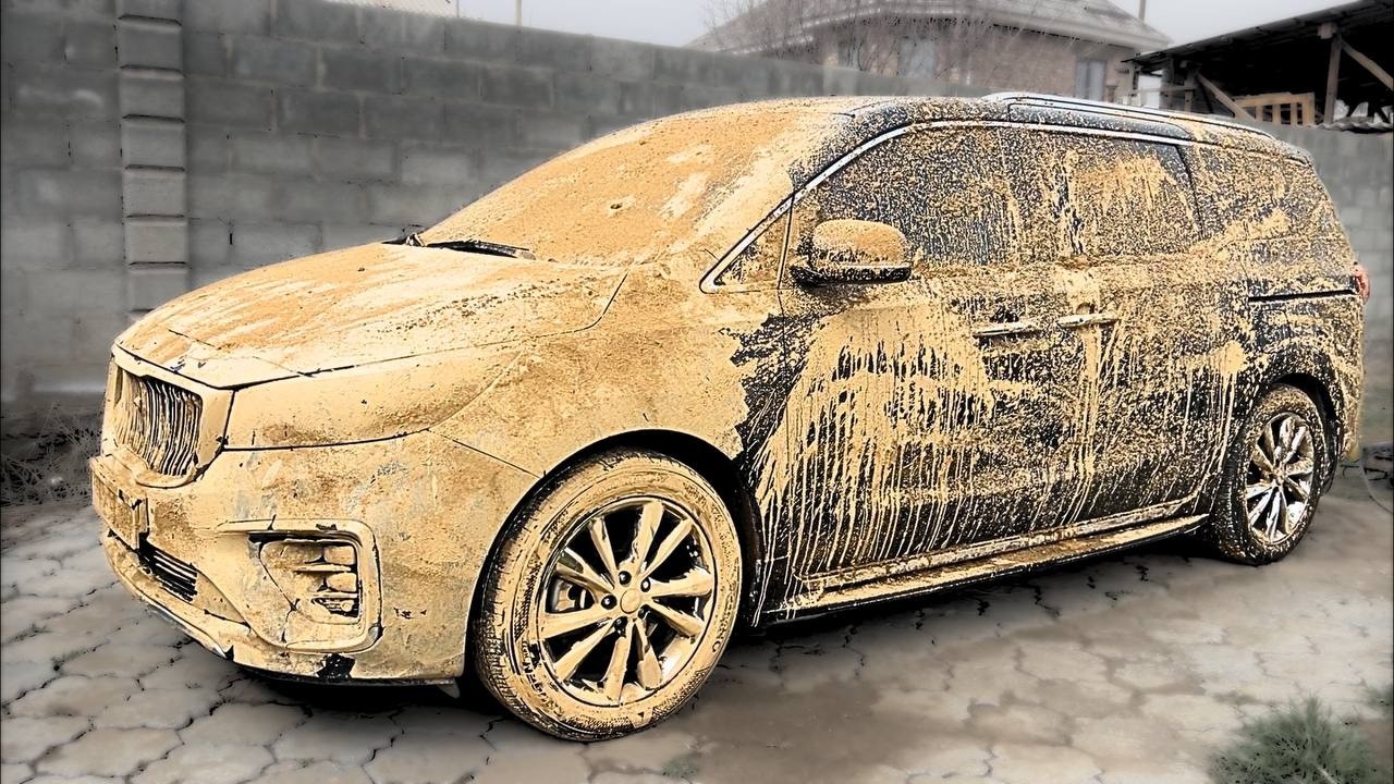 This Is the Dirtiest Kia Carnival Ever Seen… The Wash Was INSANE!” 😱🚿