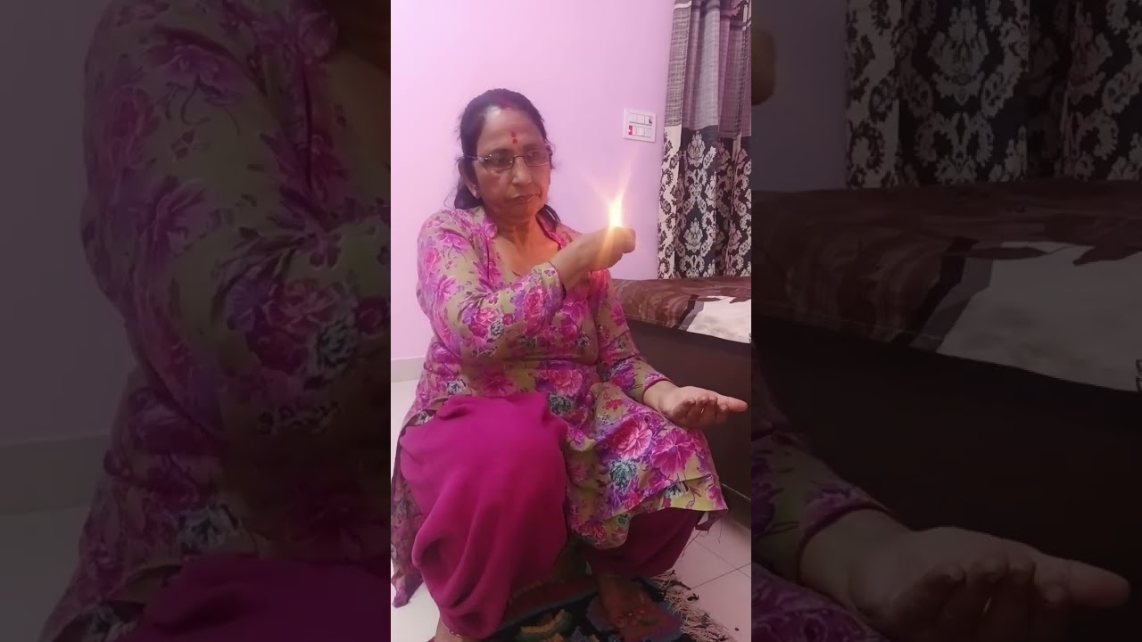 Sahajog. Aaj. Ka. Mahayoug. Sahajog. In. Mom. Battee. Sa. Bayee. Nadee. Shudh. #sahaji.madhu.dixit.