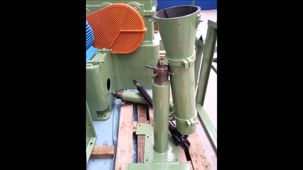 Bronx - 6-Roll Tube Straightener / 6-Walzen Rohrrichtmaschine
