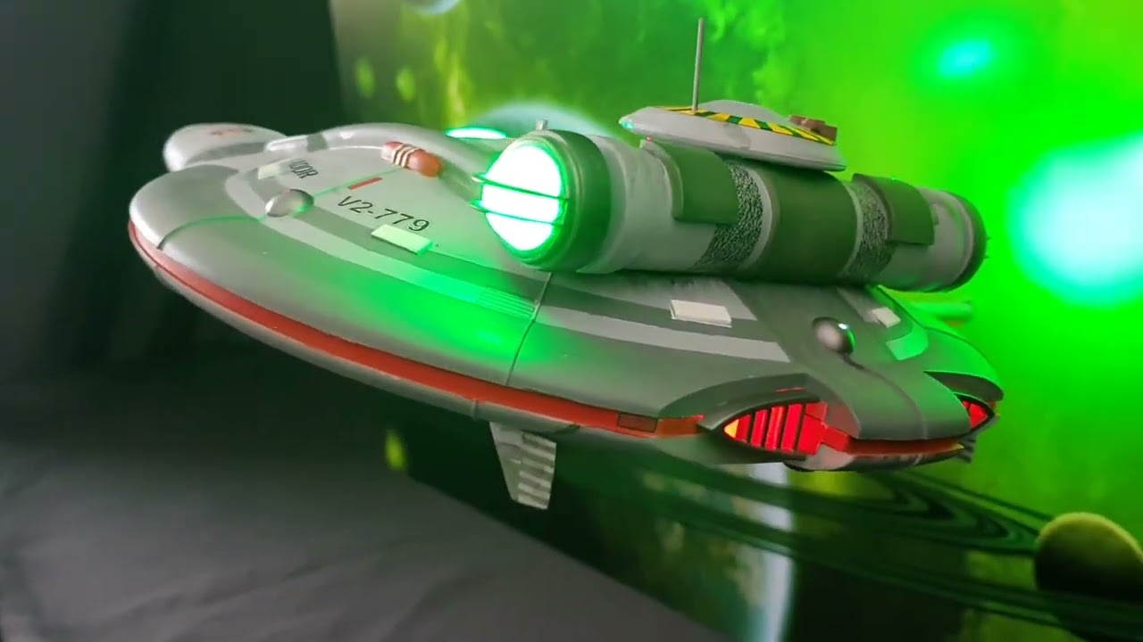 Perry Rhodan Space Jet Revell KosyMo SciFi Modellbau 3