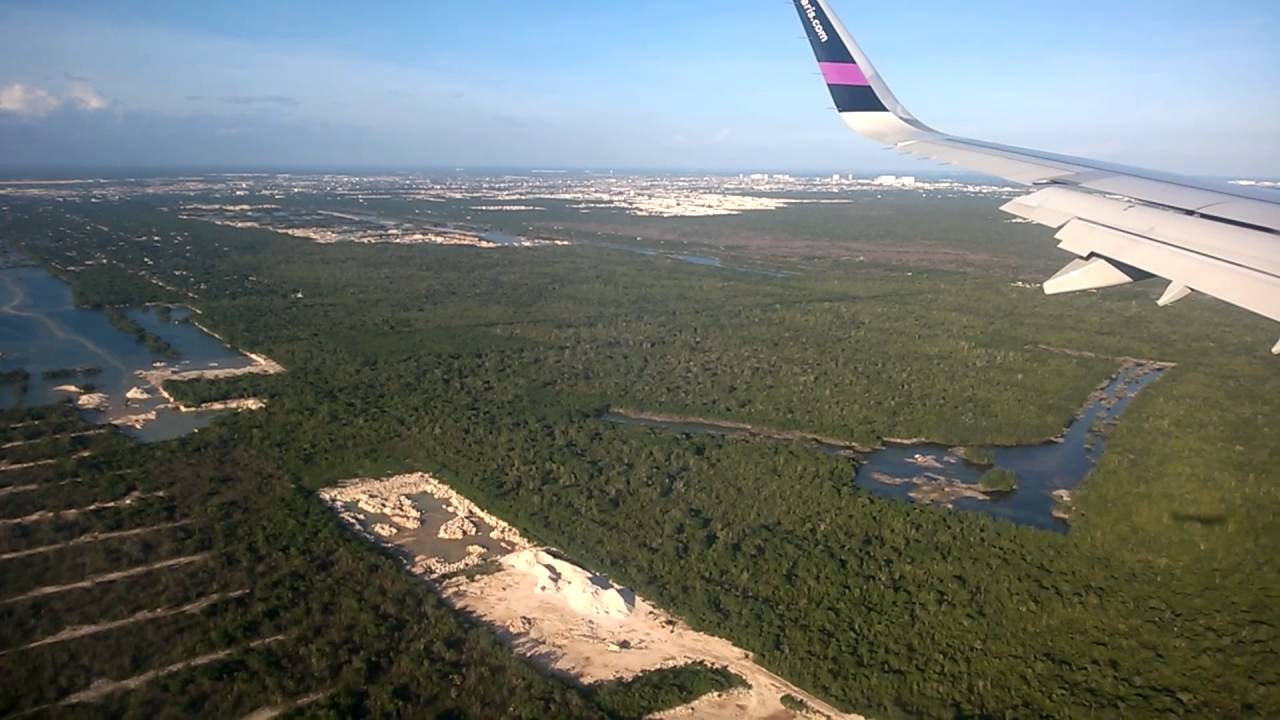 Despegue Ciudad de Mexico y aterrizaje en Cancun.