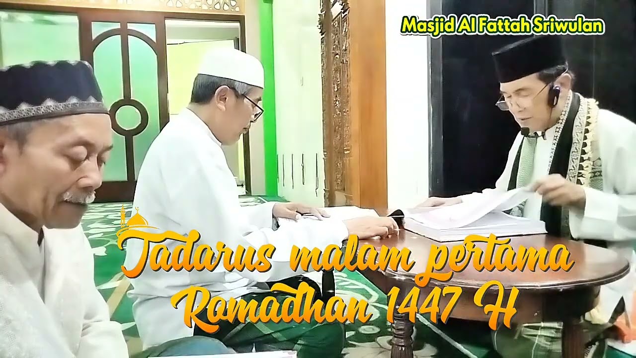 Tadarus Al Qur'an malam pertama Masjid Al Fattah Sriwulan,oleh K.H.Drs.Moh Rodli MPd.I