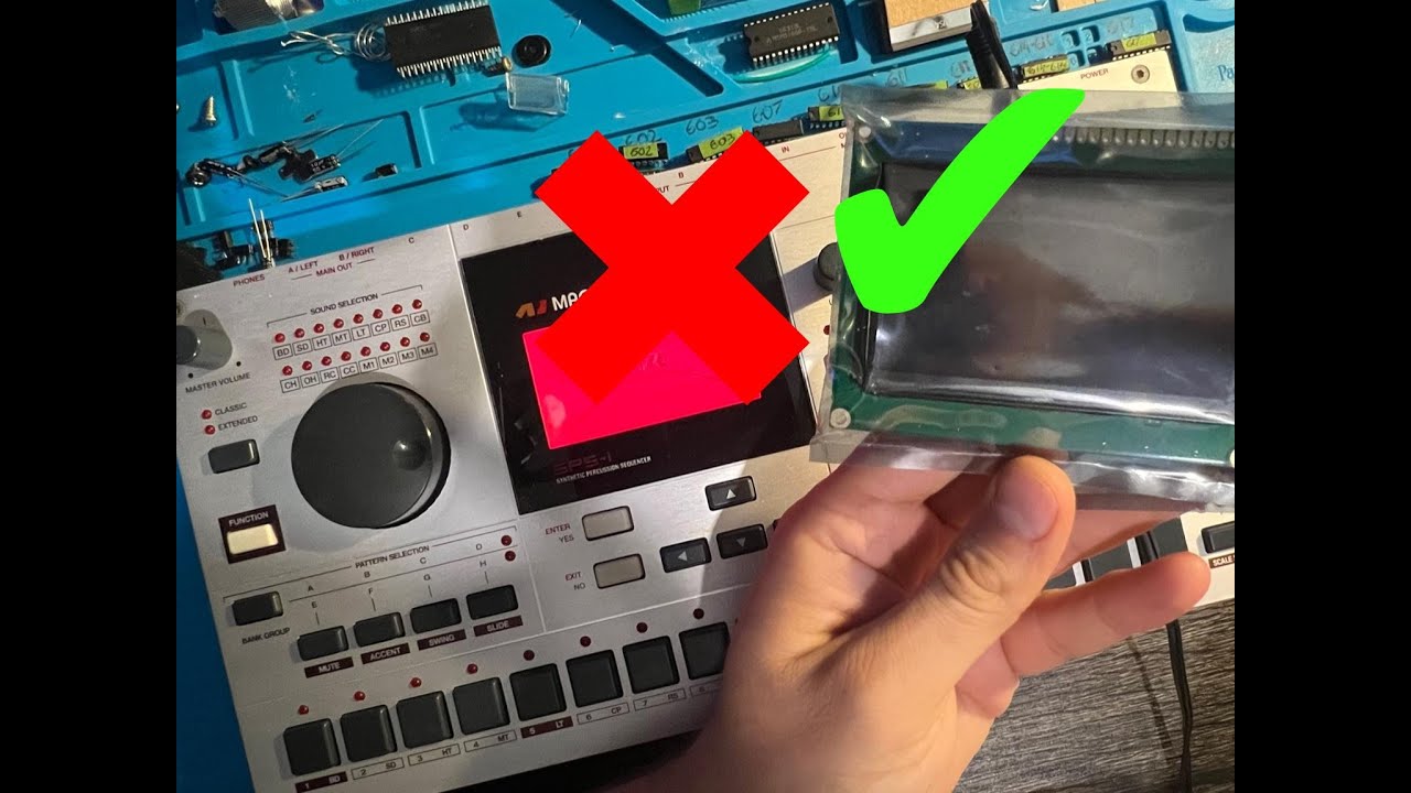 Replacing a screen on the Original Elektron MachineDrum !