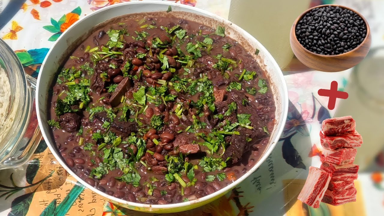 Exquisitos y rendidores FRIJOLES NEGROS CARAOTAS con COSTILLA de RES en un ambiente RELAJANTE ASRM