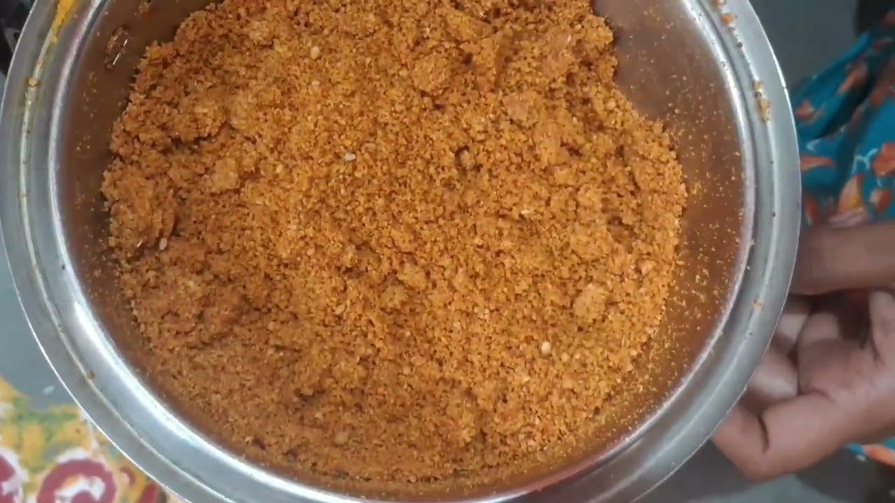 चागला आणि सुगंधी हे मिश्रण  कोणत्याही भाजीत  फक्त एक चमचाभर  घाला मग बघा सगळेच  चाटून-पुसून खातील .